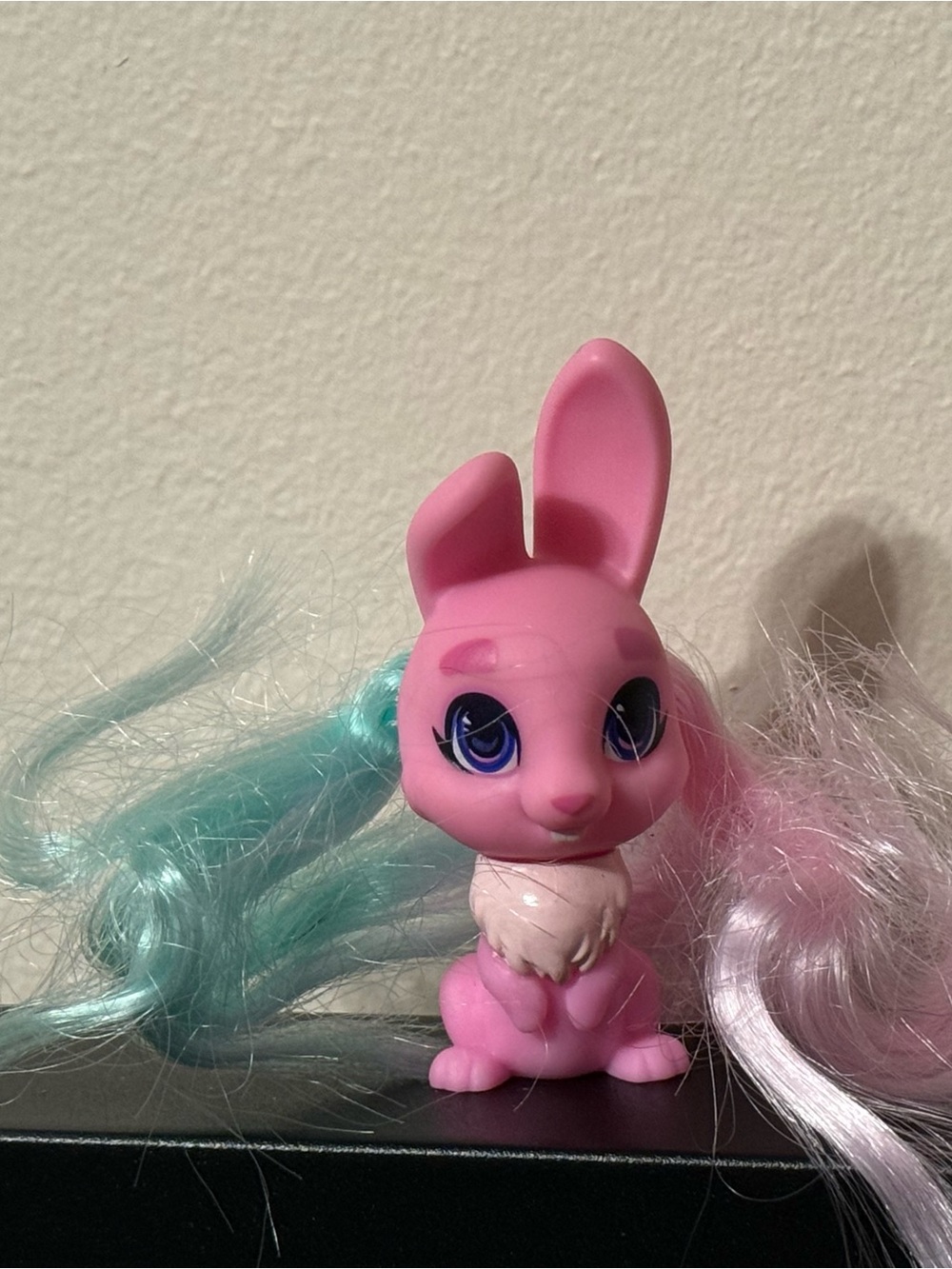 💖4/$25- Hairdorables Pets Twisted Taffy Pink Bunny Rabbit Figure Just Play 2018